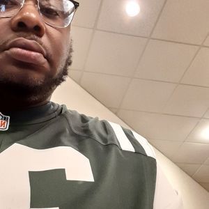 Meet your Posher, Nikita